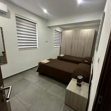 Holiday * Gzira
